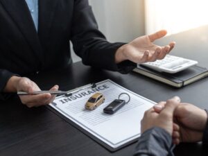 Five Easy steps to Make a Deal with Your Car Insurance Company