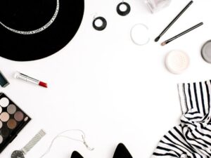 The Ultimate Guide to 90s Fashion: Trends That Made a Comeback